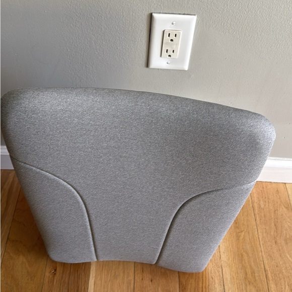 Ergonomic Ready Rocker - Picture 2 of 7